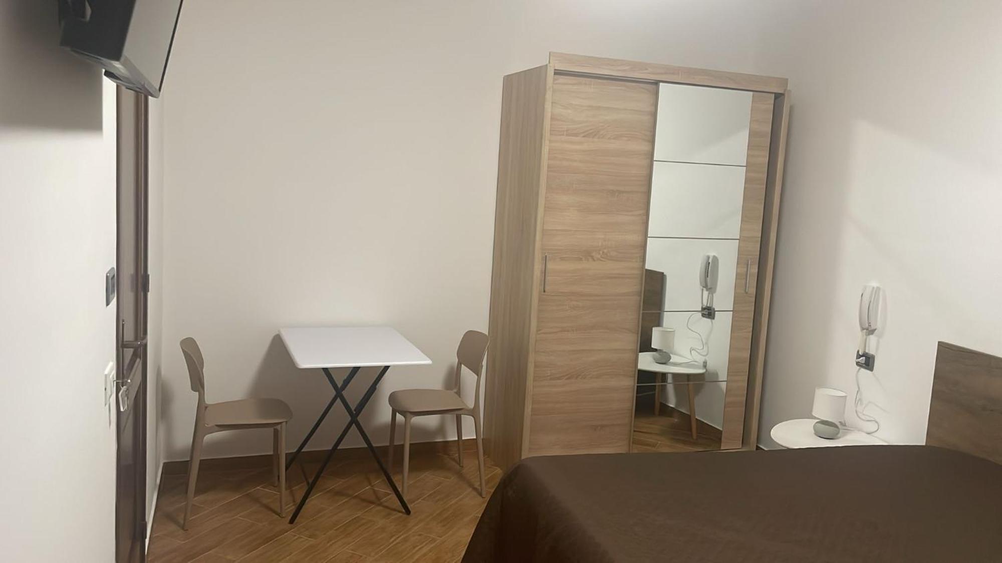 Sofia Rooms Castellammare del Golfo Bagian luar foto