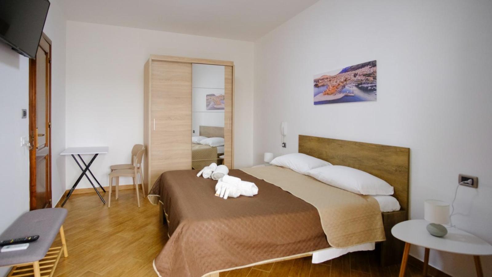 Sofia Rooms Castellammare del Golfo Bagian luar foto